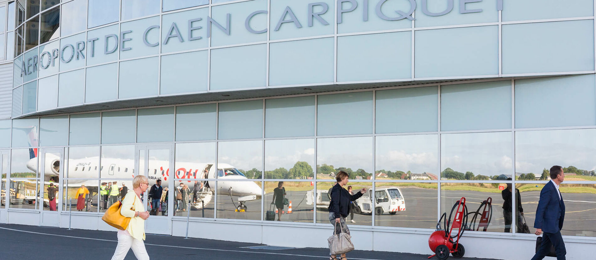 Façade de l’aéroport de Caen