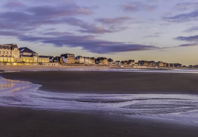 Coucher de soleil sur la plage de Cabourg